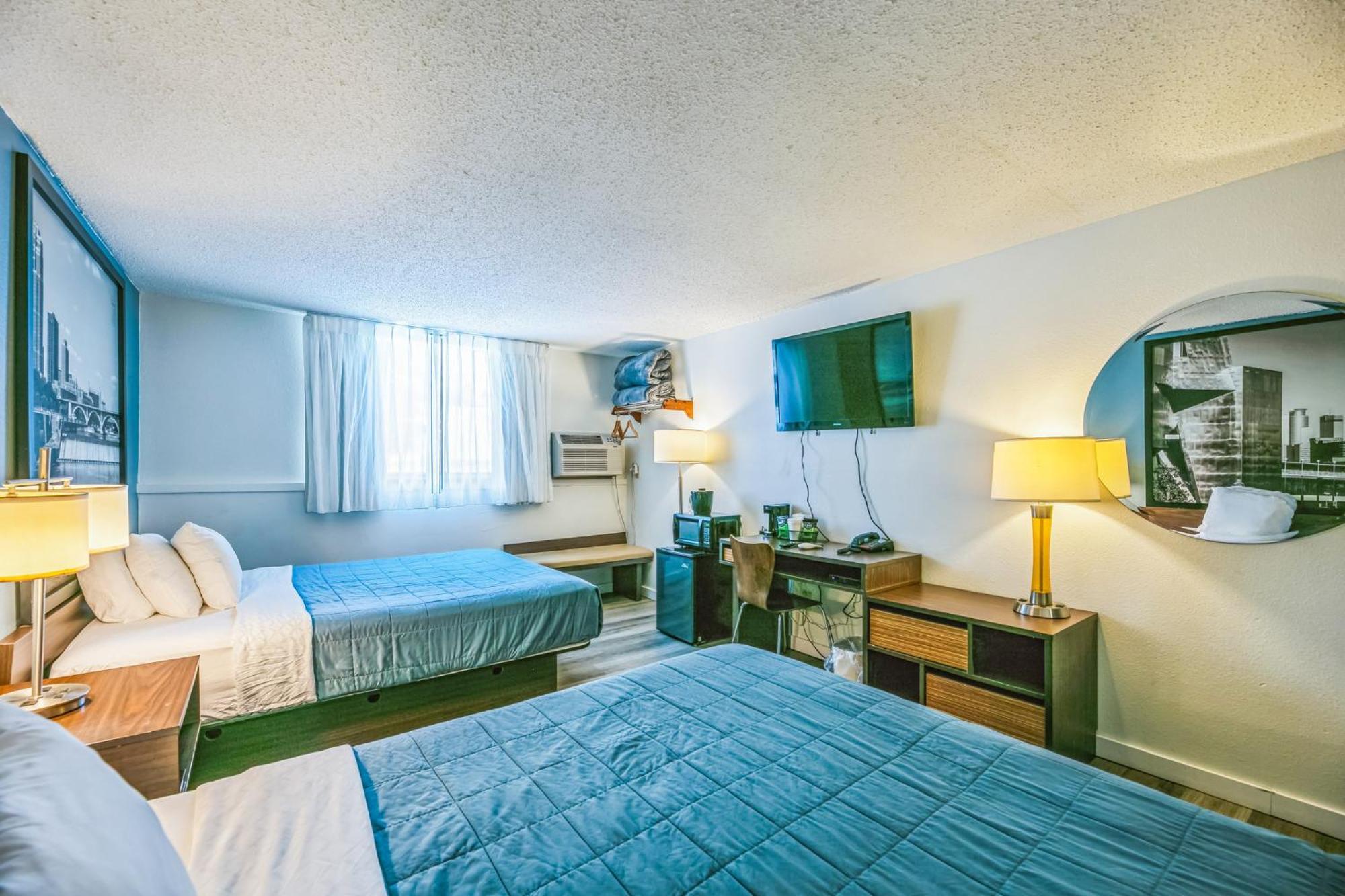 Hotel 8 Fergus Falls Экстерьер фото