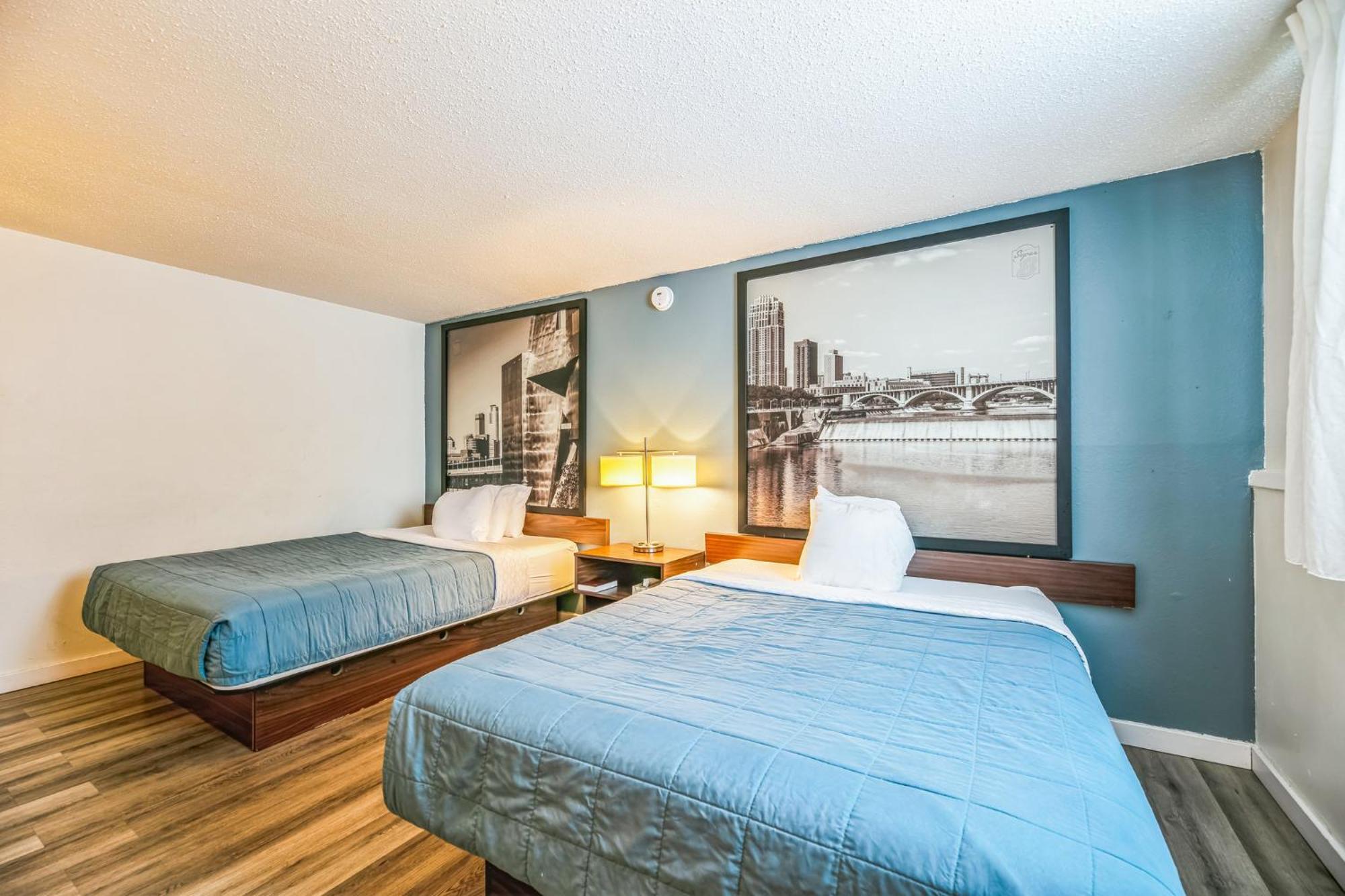 Hotel 8 Fergus Falls Экстерьер фото
